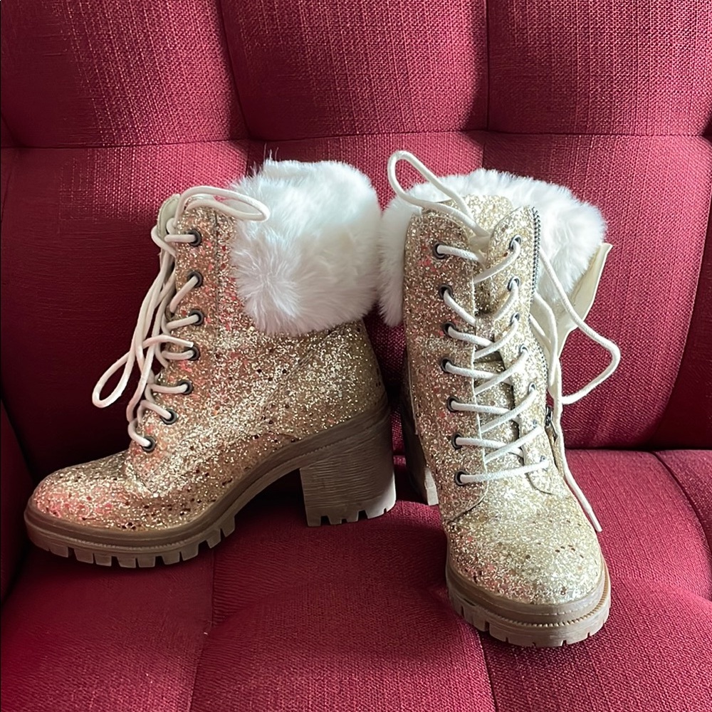 Glitter Faux-Fur Lace-Up Ankle Boots - Gold